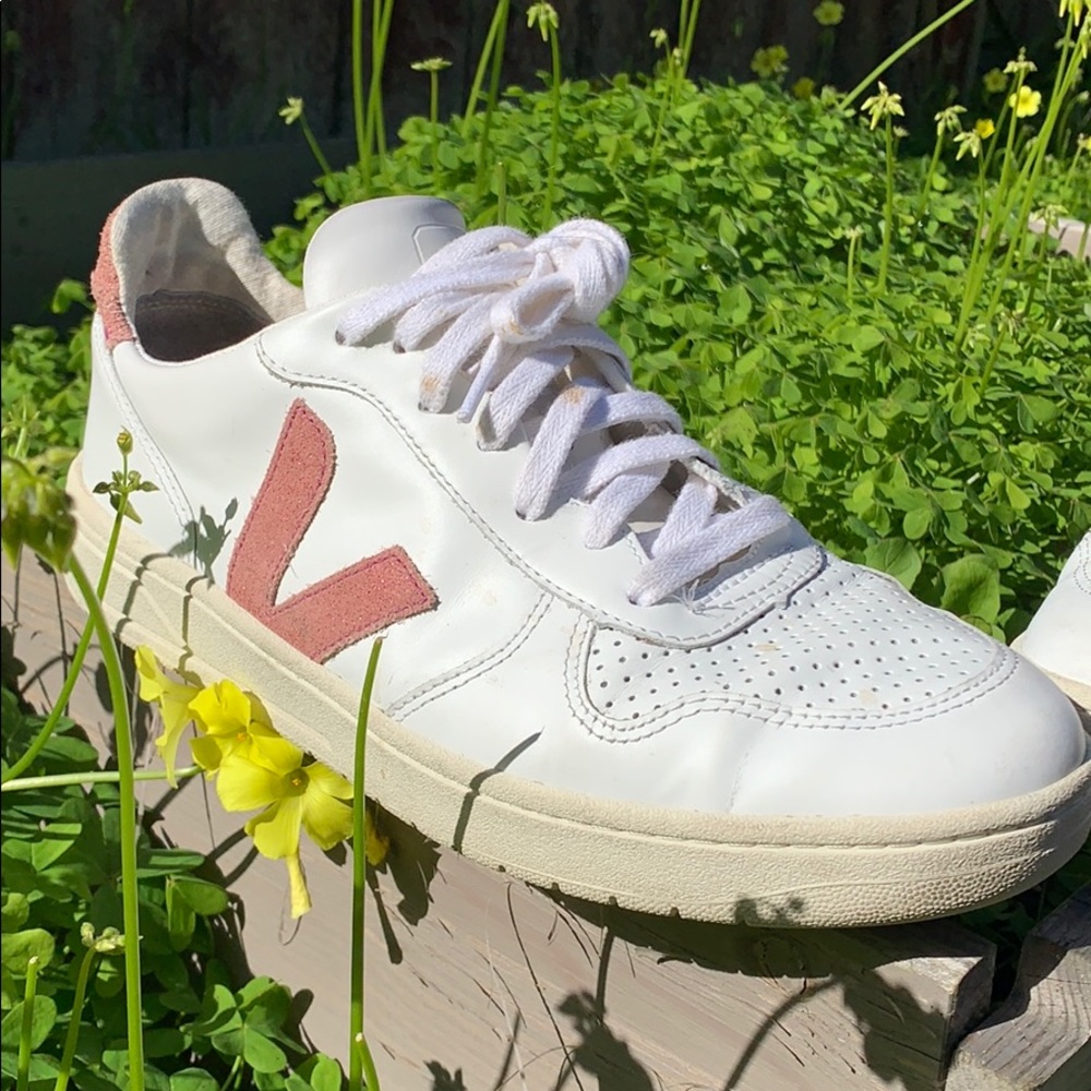 Veja pink glitter shoes - Picture 3 of 8